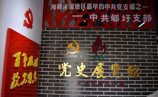 夫妻在家自学印钞术,电脑打印假币50余万,专盯老人下手